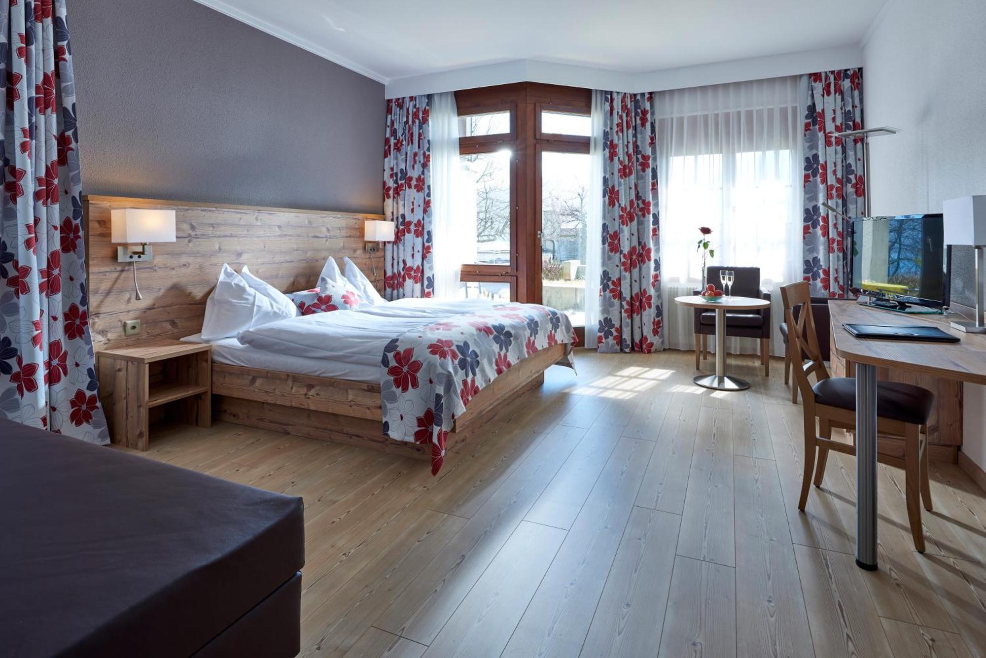 See & Wellnesshotel Gerbi Вегис Екстериор снимка